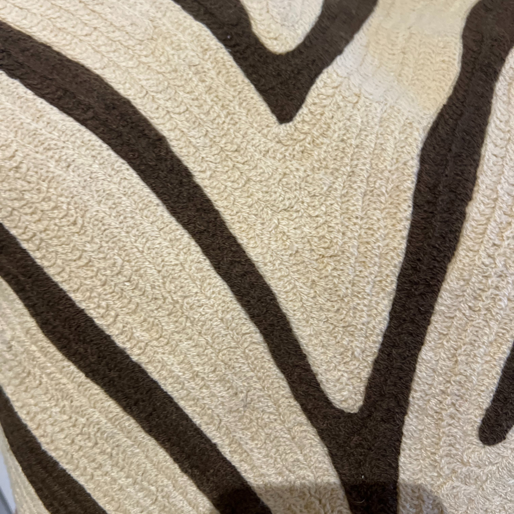 Wendekissen „Zebra Embroidery“