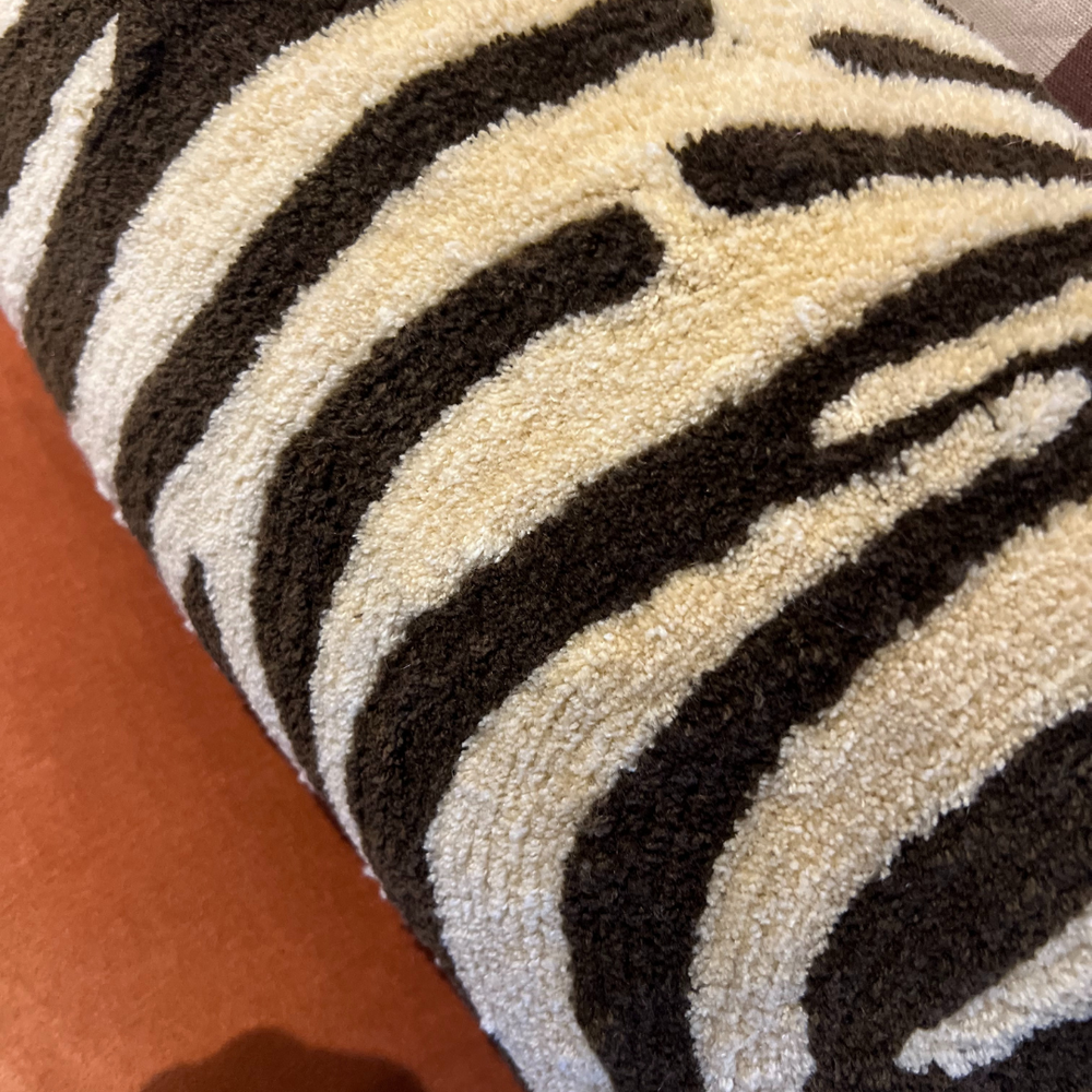 Wendekissen „Zebra Tuft“