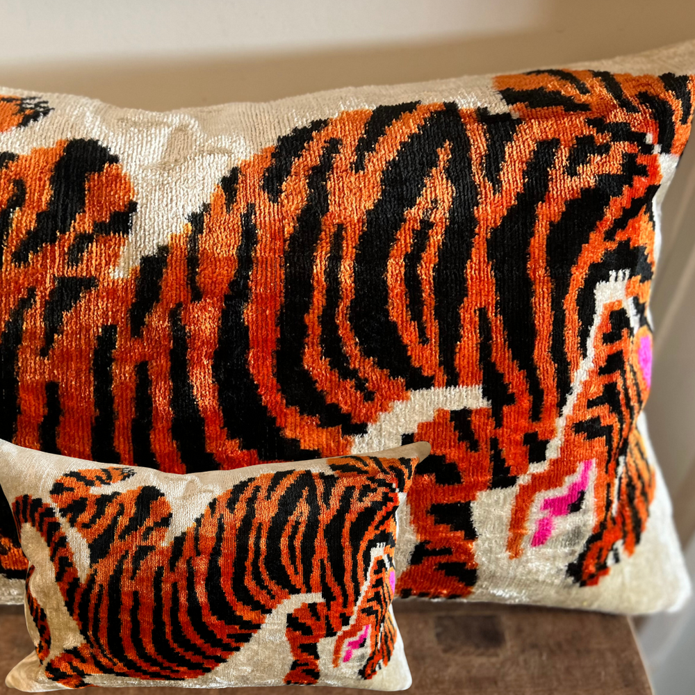 Seidenkissen „Tiger“ – Statement Piece mit Eleganz