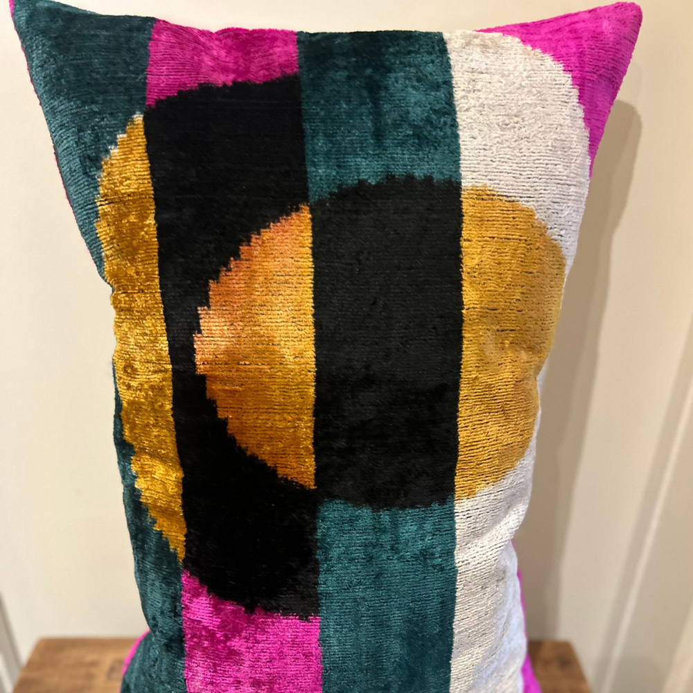 Seidenkissen „Midnight Sun“ – farbintensiv & elegant