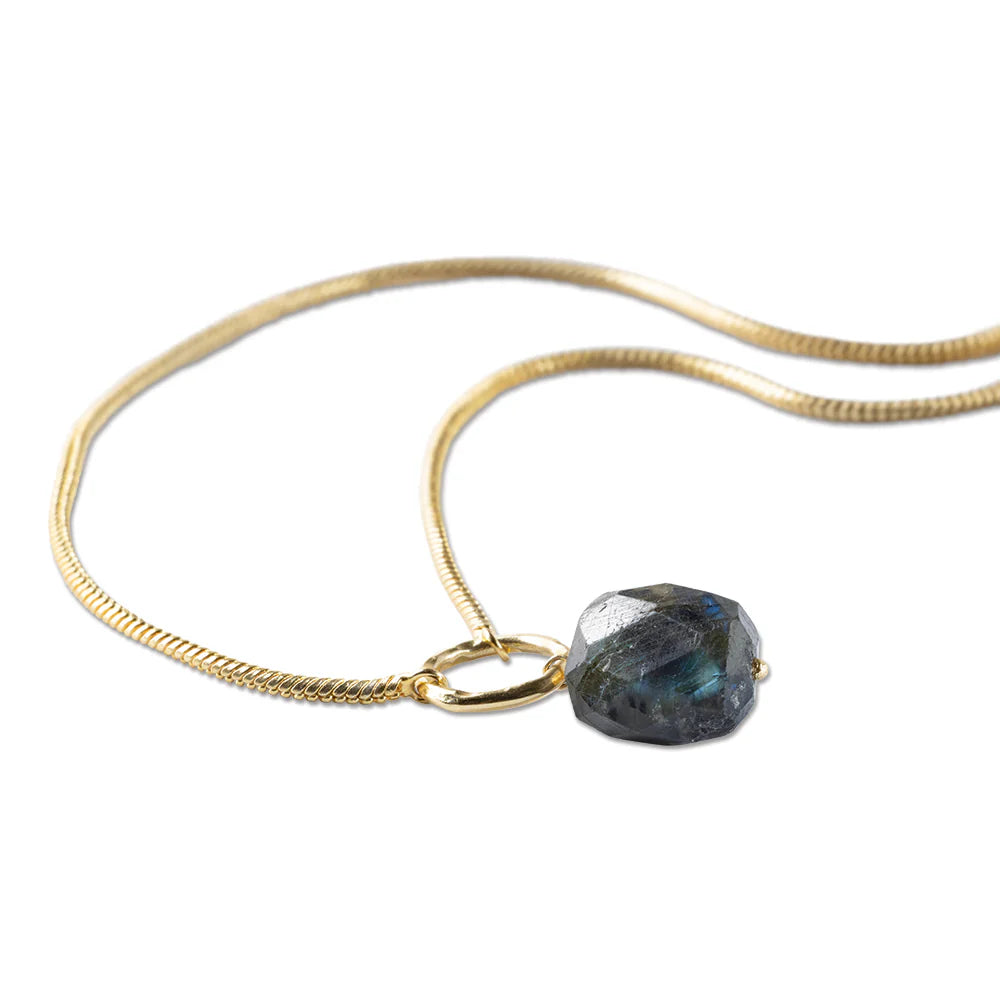 Halskette „Awareness“ – Intuition trifft Eleganz *Labradorit