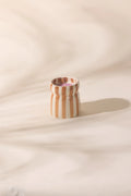 Paddywax Cabana Sienna Sunset – handbemalte Keramik in Rostrot und Creme; Originalaufnahme