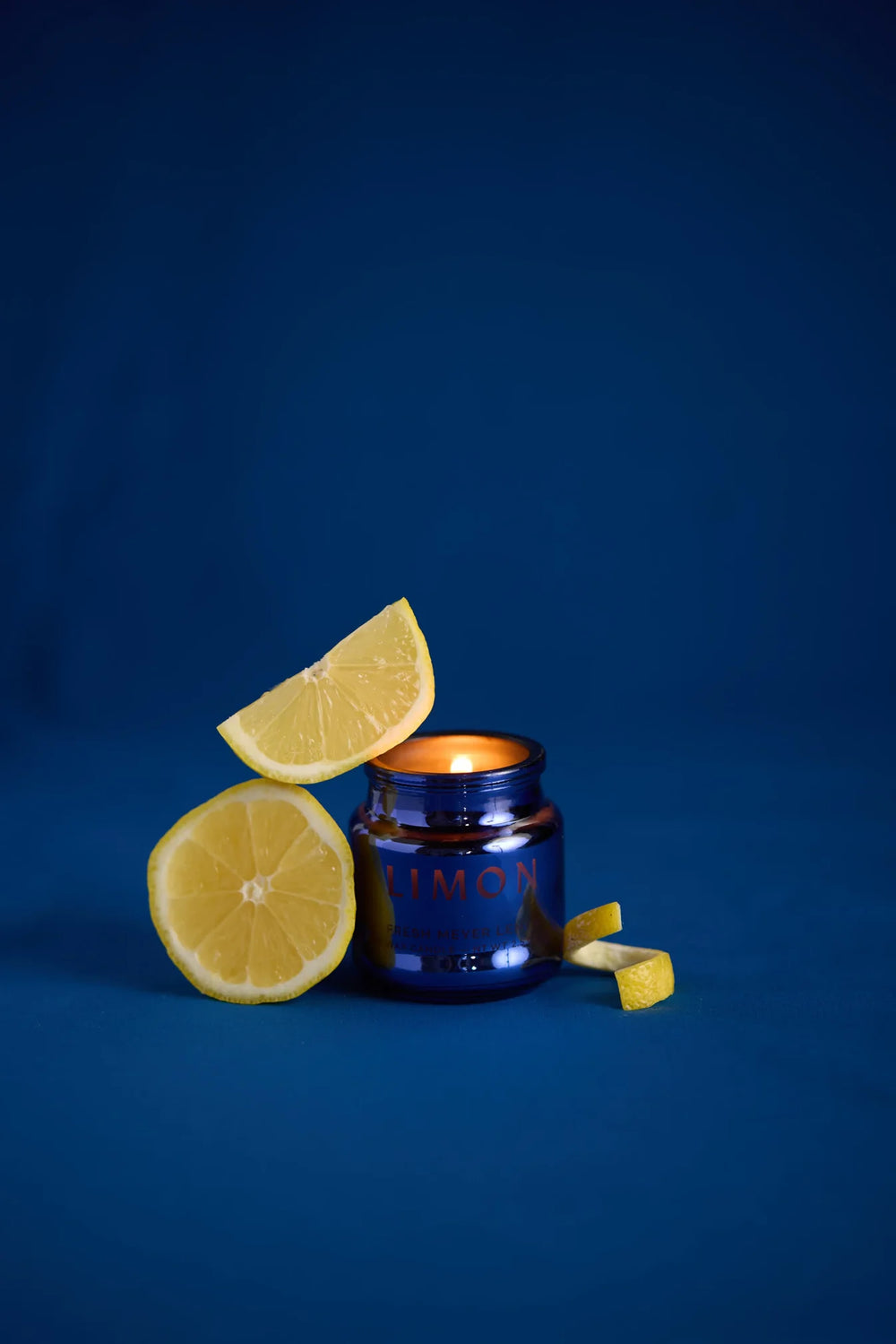 Meyer Lemon“ Duftkerze im schimmernden Glas – Chroma Mini  – LOVE IT ♡ –