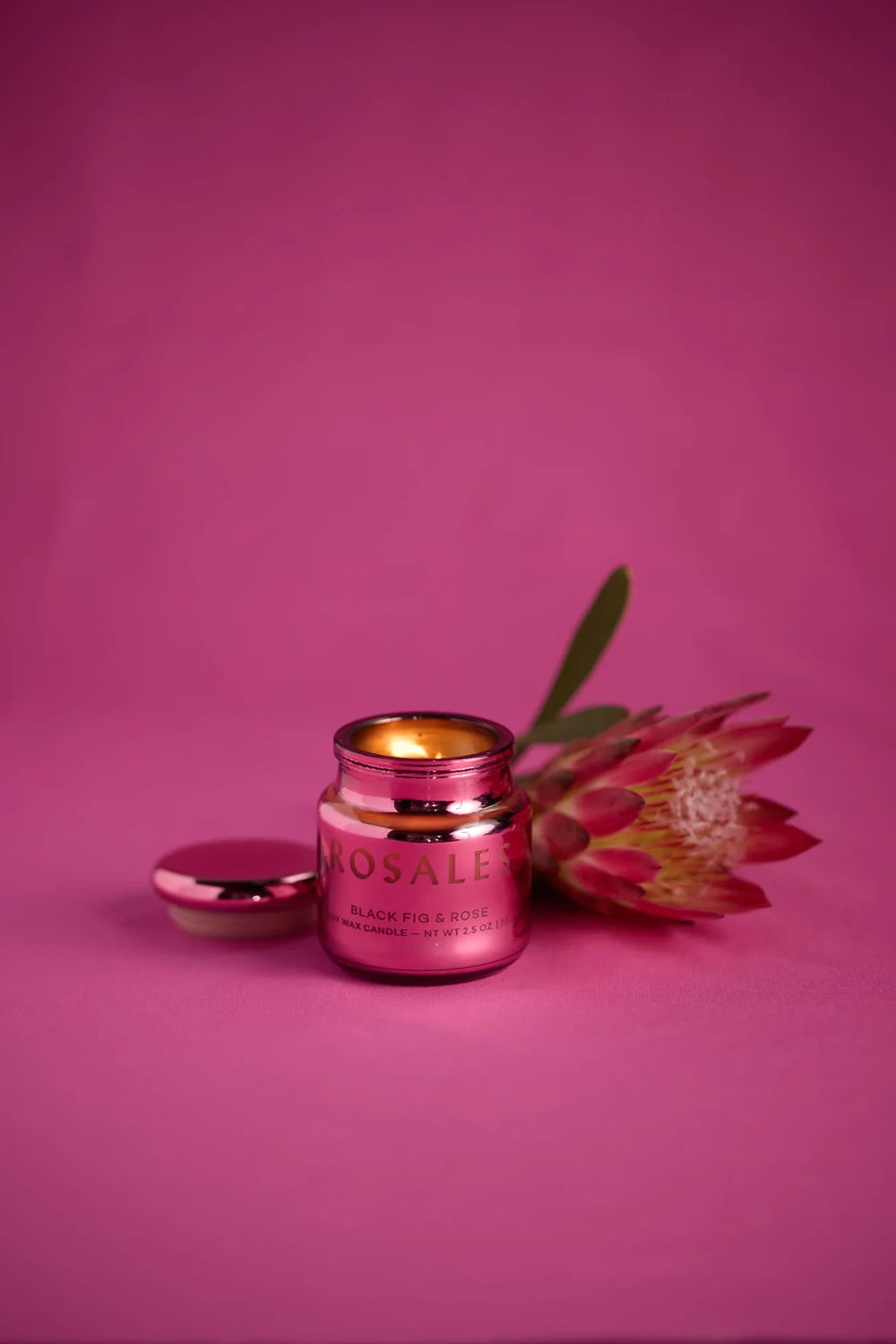 „Saffron Rose“ Duftkerze im schimmernden Glas – Chroma Mini  – LOVE IT ♡ –