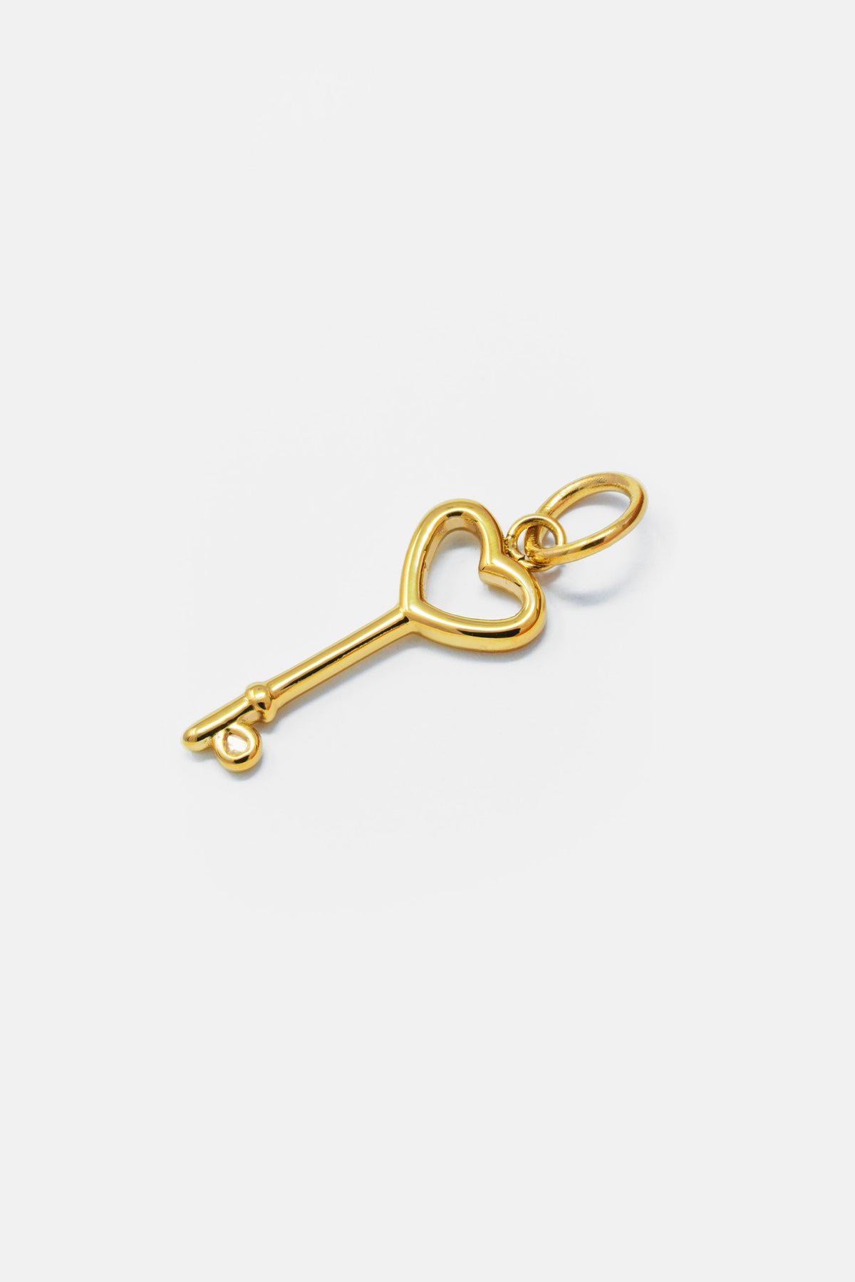 Charm LOVE KEY – Gold von Little Jewellery Stories – Produktansicht