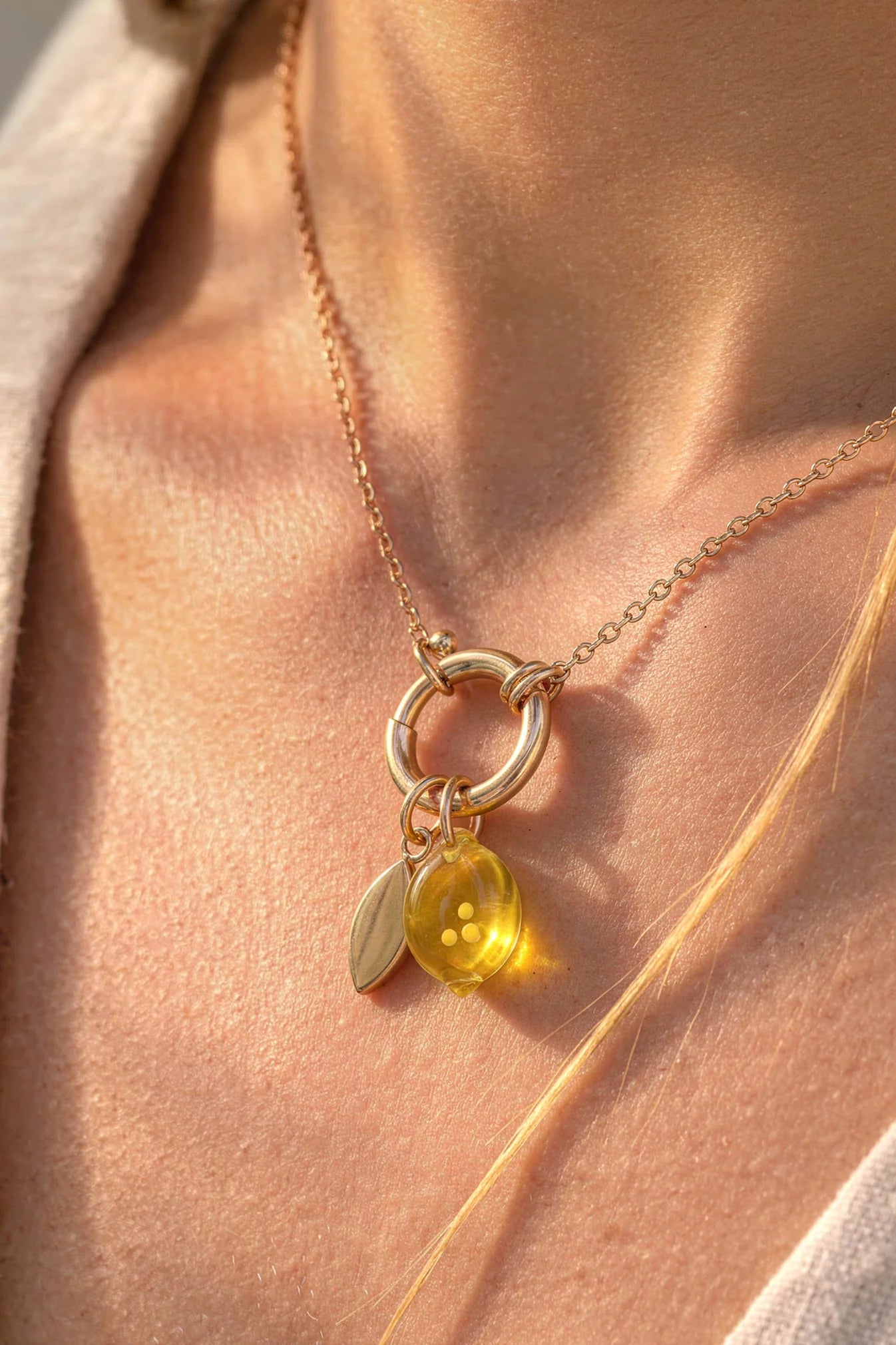 CHARM - LEMON - Gold NEON