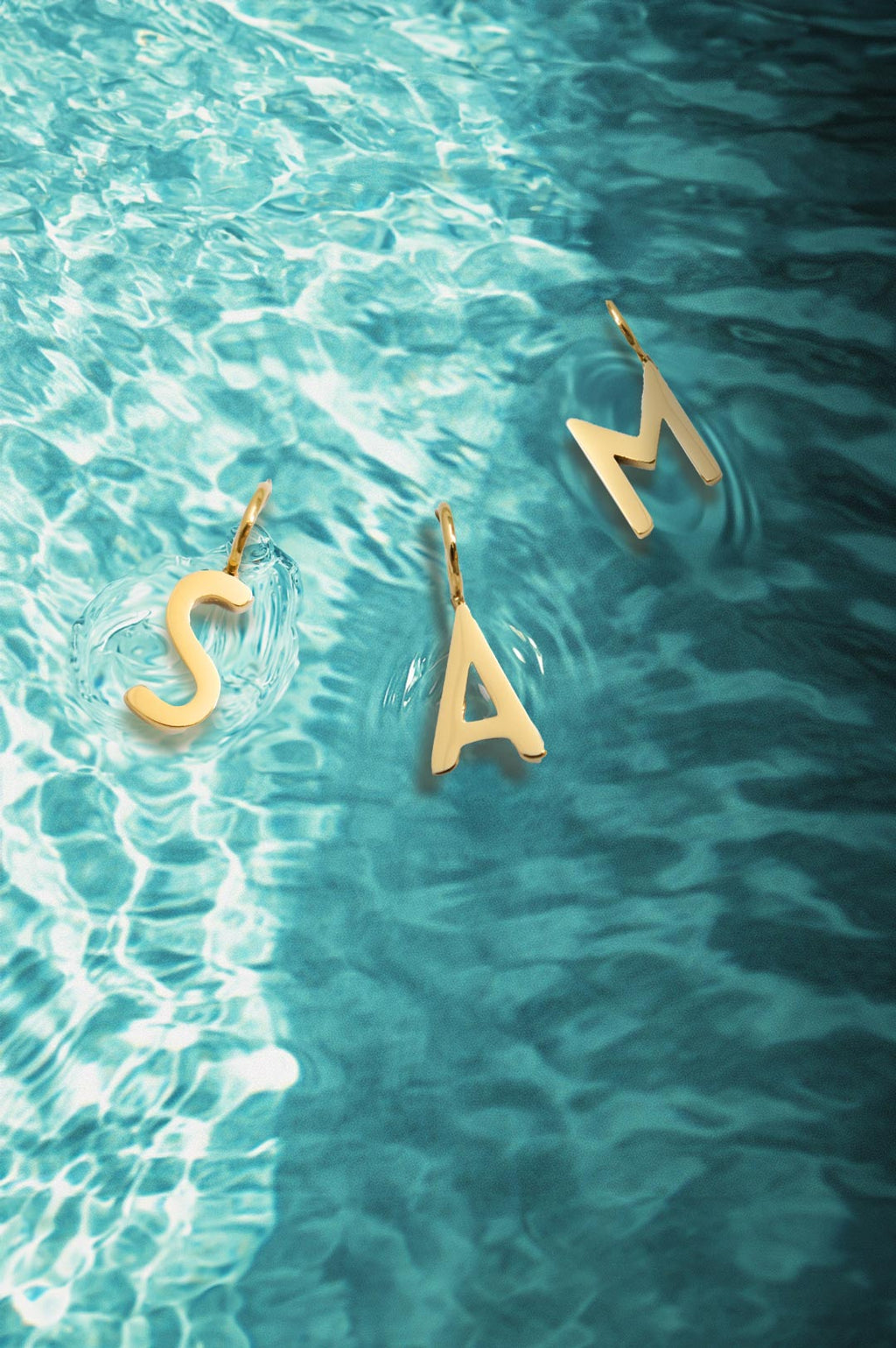 Monogramm CHARM - A - Gold