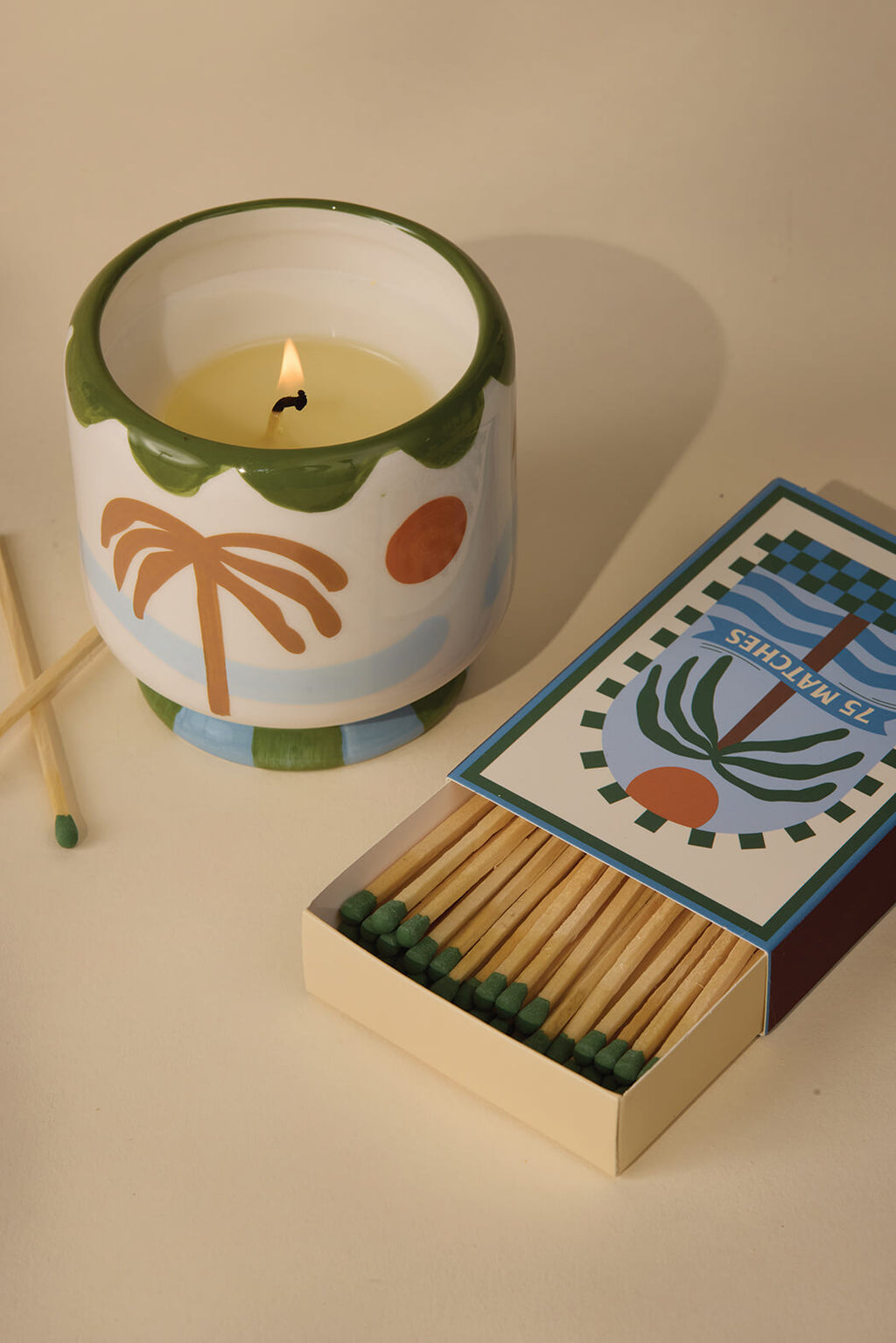 „Palm“ Duftkerze in handbemalter Keramik