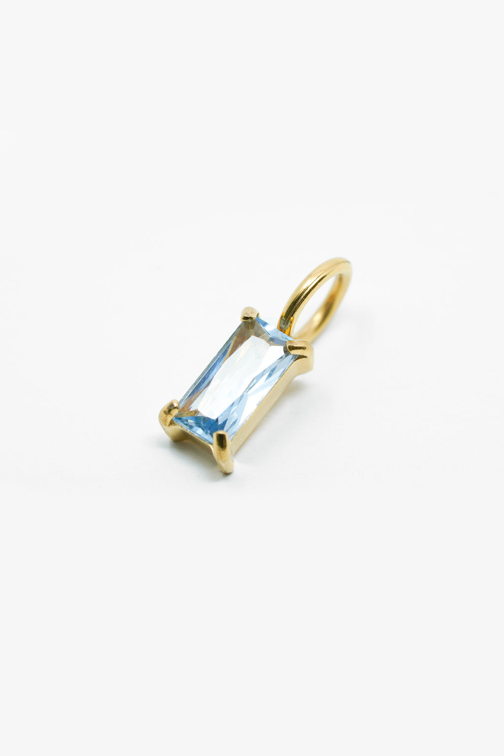 Goldener Geburtsstein-Charm für März