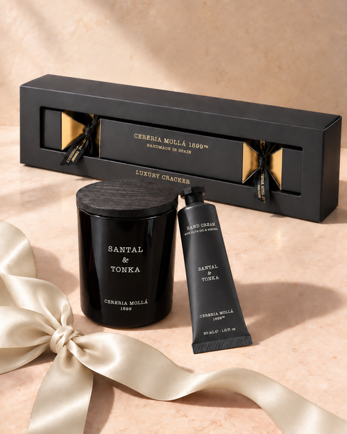 Luxury Cracker Santal & Tonka – Duftkerze, 30-ml-Handcreme und Geschenkverpackung