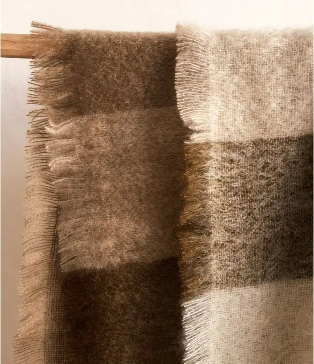 Mohair-Plaid Carreaux Pyrenees – Detailansicht 2